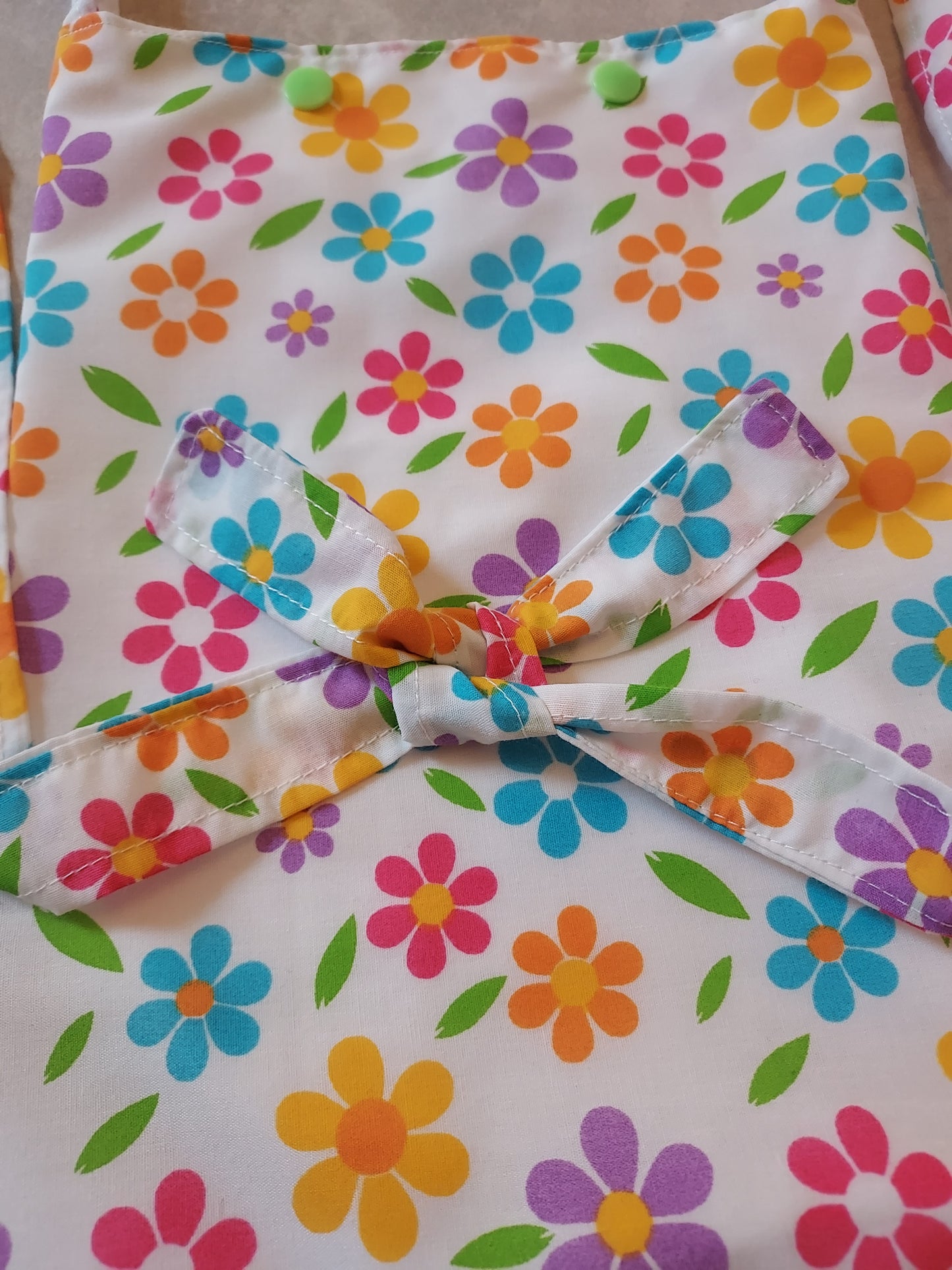 Bright Daisy syringe driver bag, medical bag, feeding tube, medical accessories. Shoulder bag, pump bag, chemo pump, cancer
