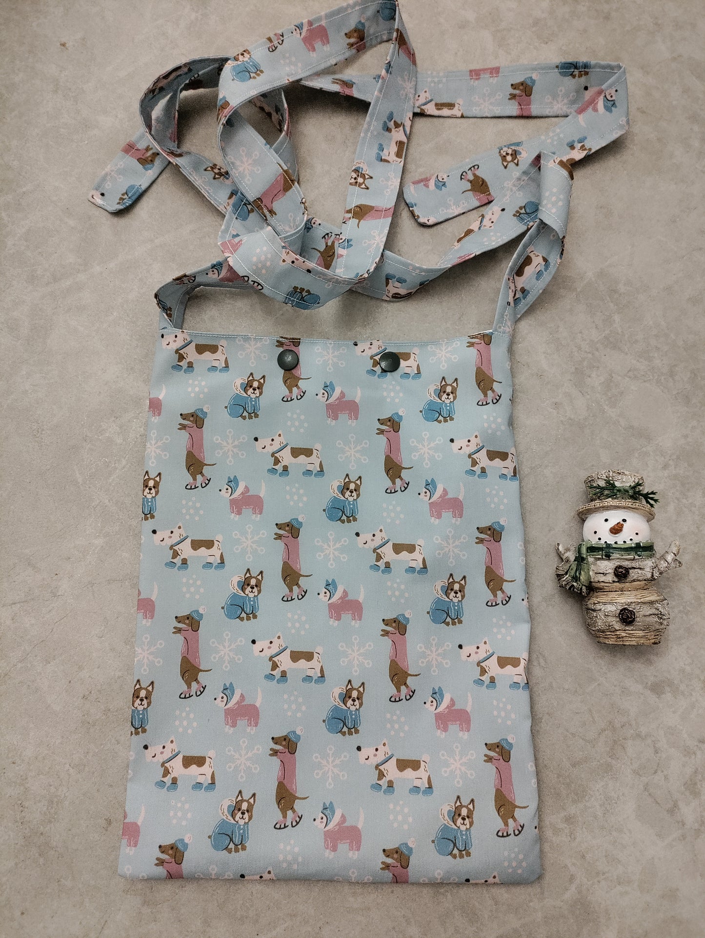 Snow pup syringe driver bag