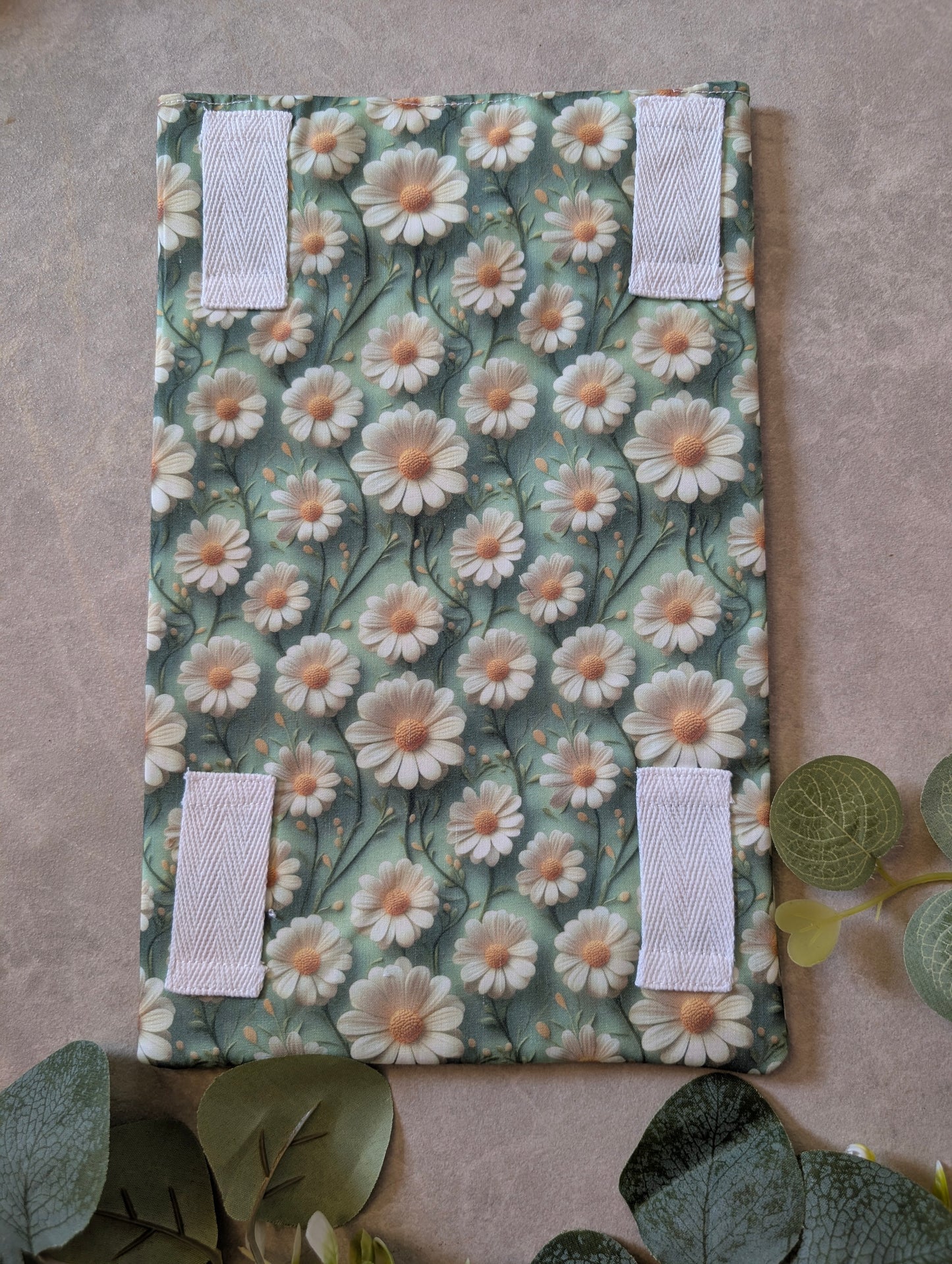 3D Daisy Leg Bag Cover