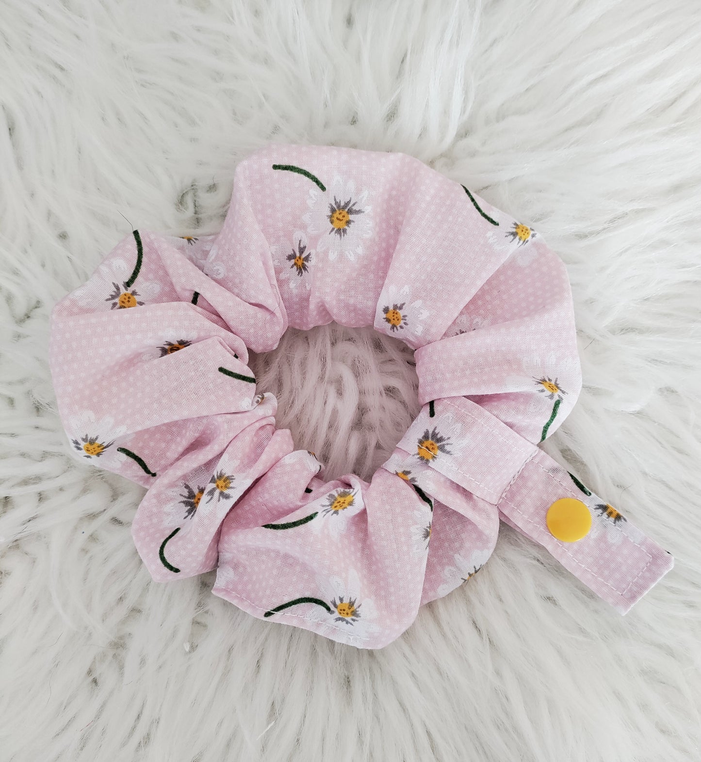 Pink daisy tubie scrunchie