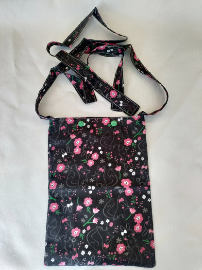 Dark woodland flower syringe driver bag