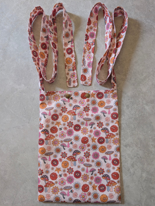 Hippy mushroom syringe driver bag, medical bag, feeding tube, medical accessories. Shoulder bag, pump bag, chemo pump, cancer