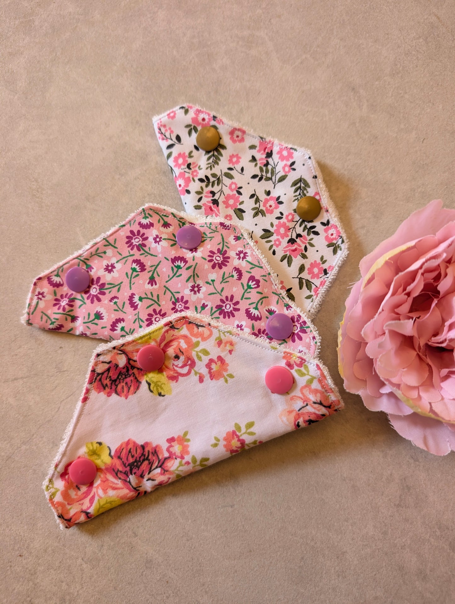 3pcs Pink floral set valve cover TOWEL LINED