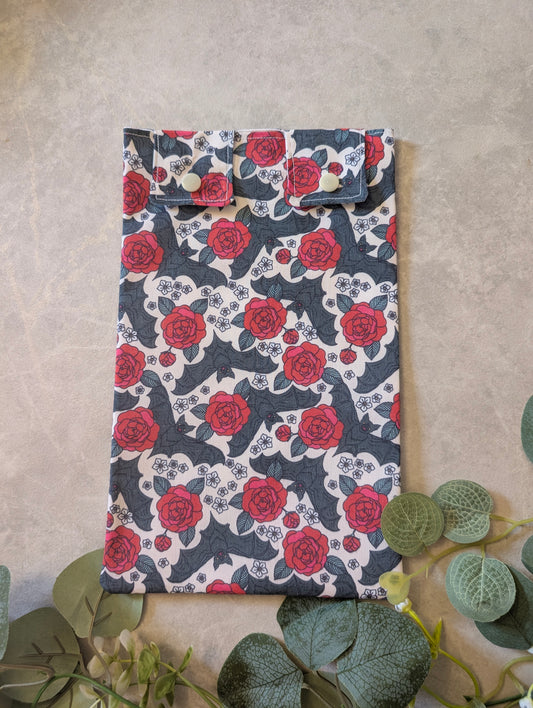 Bats and roses Leg Bag Cover