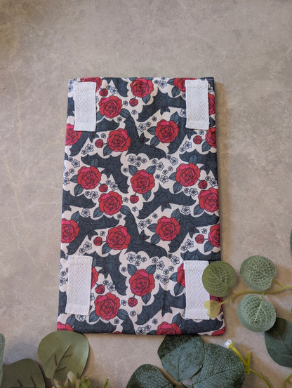 Bats and roses Leg Bag Cover