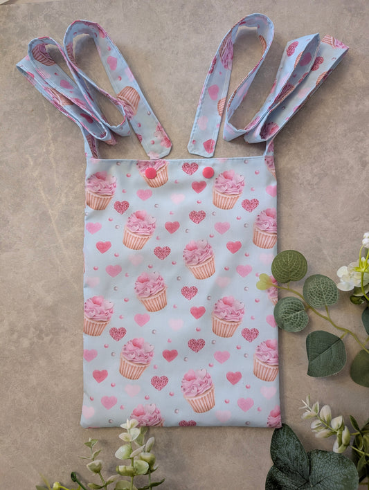 Cupcake syringe driver bag