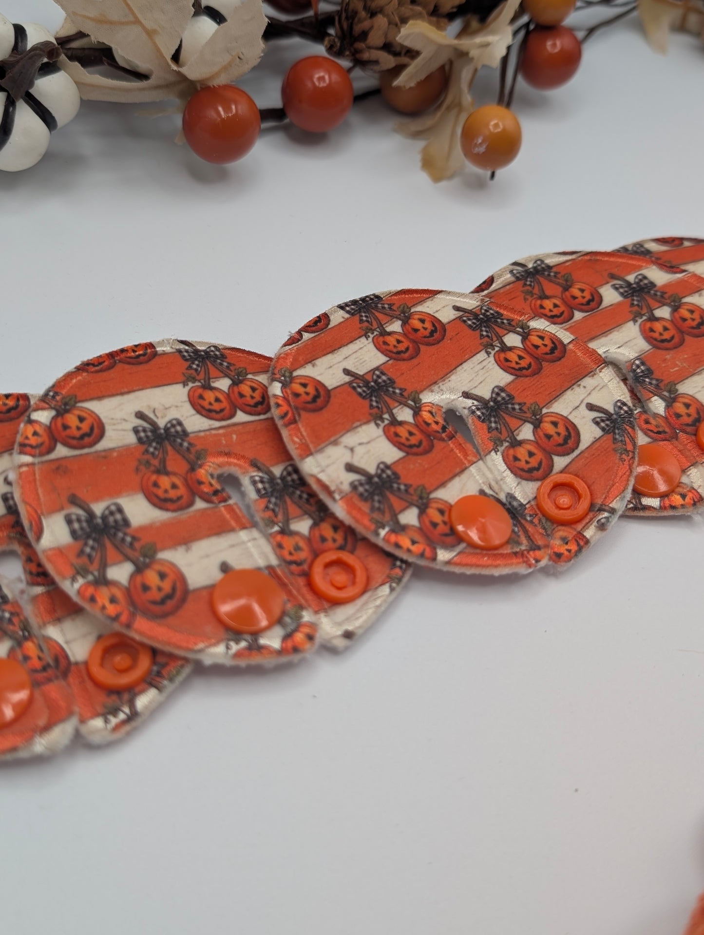 Pumpkin and bows Tubie pads