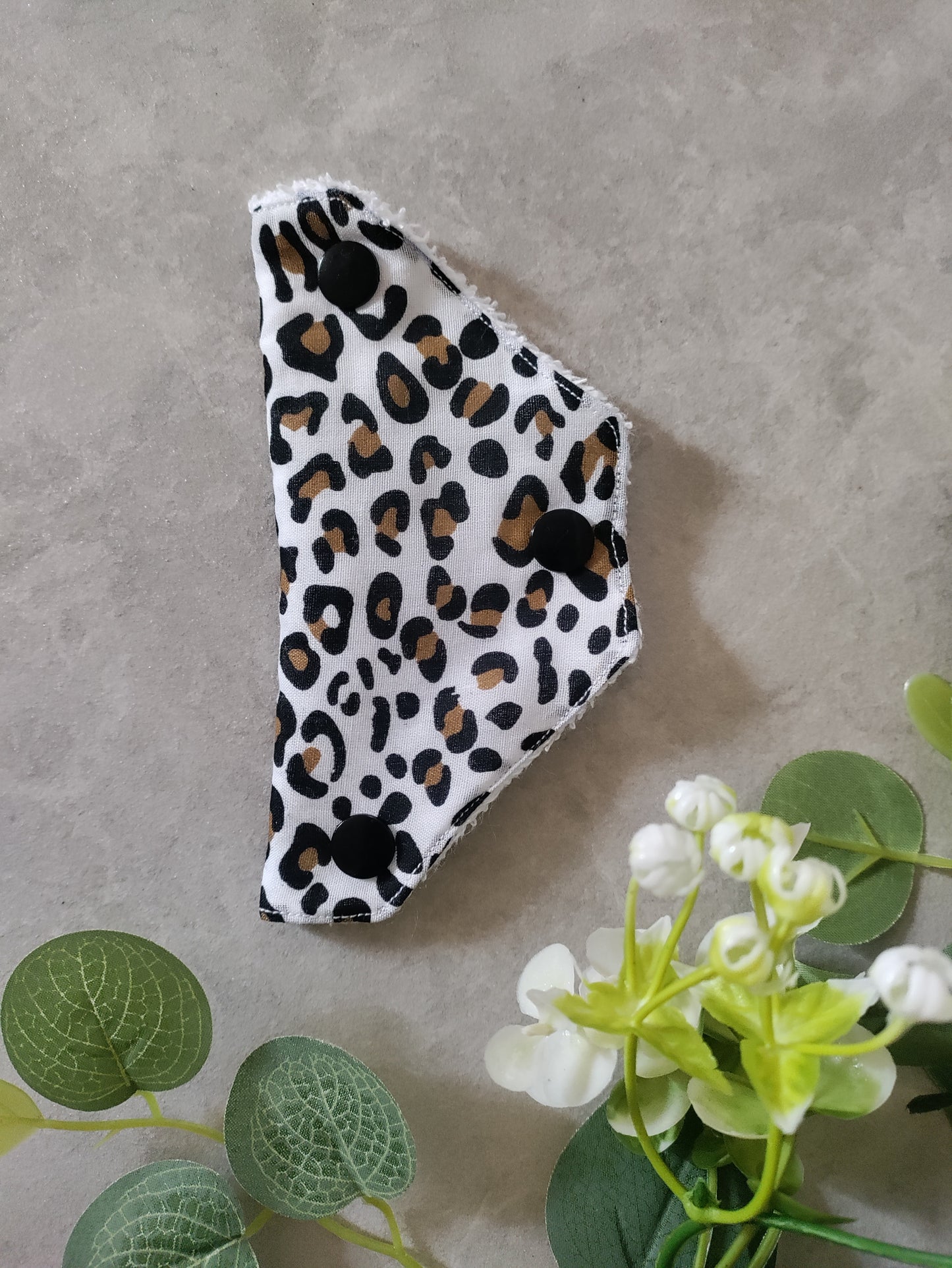 Snow leopard valve cover TOWEL LINED