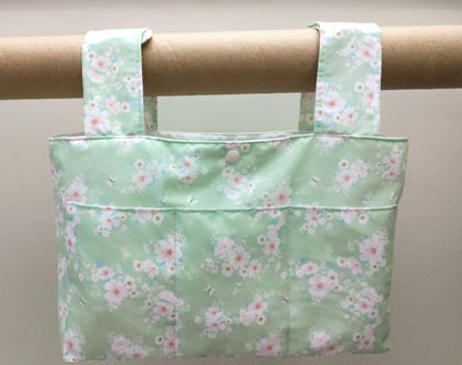 Dainty Mint Floral