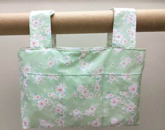 Dainty Mint Floral