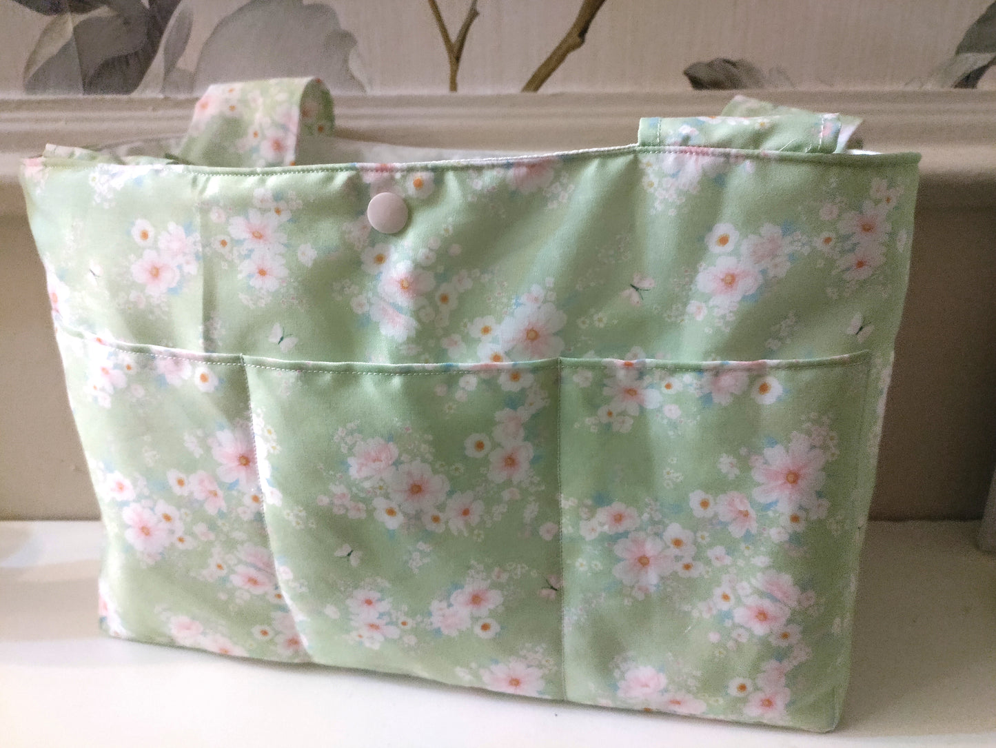 Dainty Mint Floral