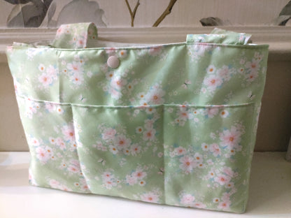 Dainty Mint Floral
