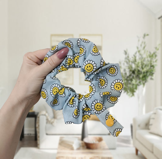 Smile Flower tubie scrunchie