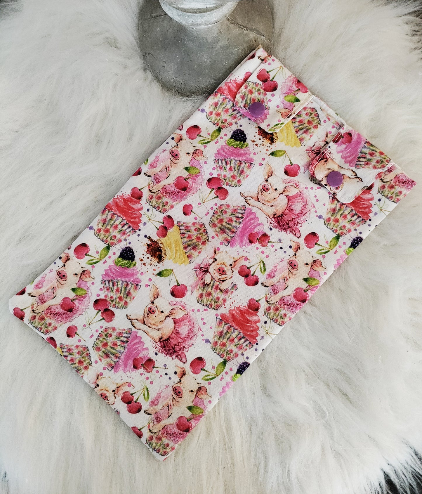 Piglets and cupcakes Leg Bag Cover