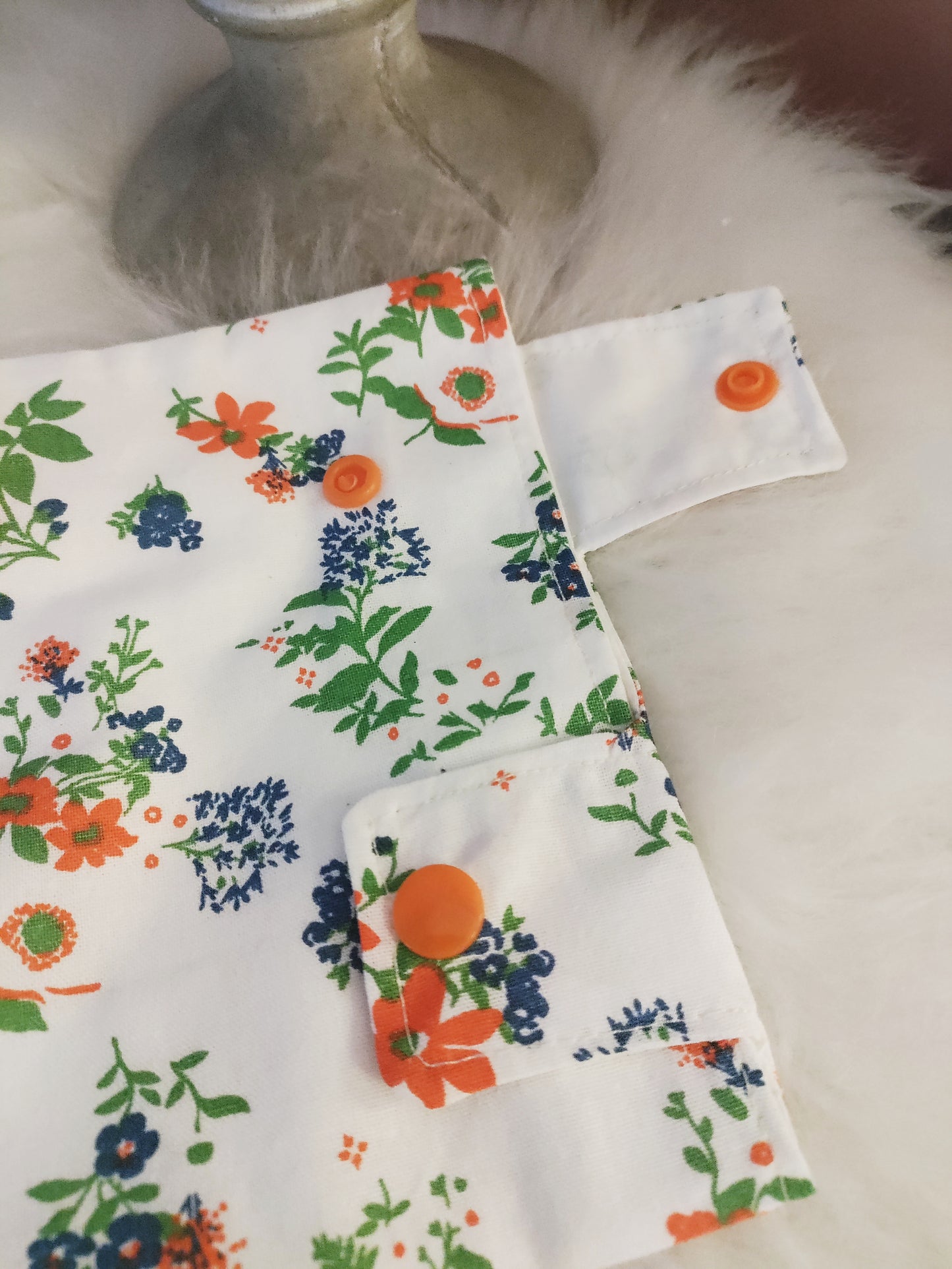 Simple floral Leg Bag Cover