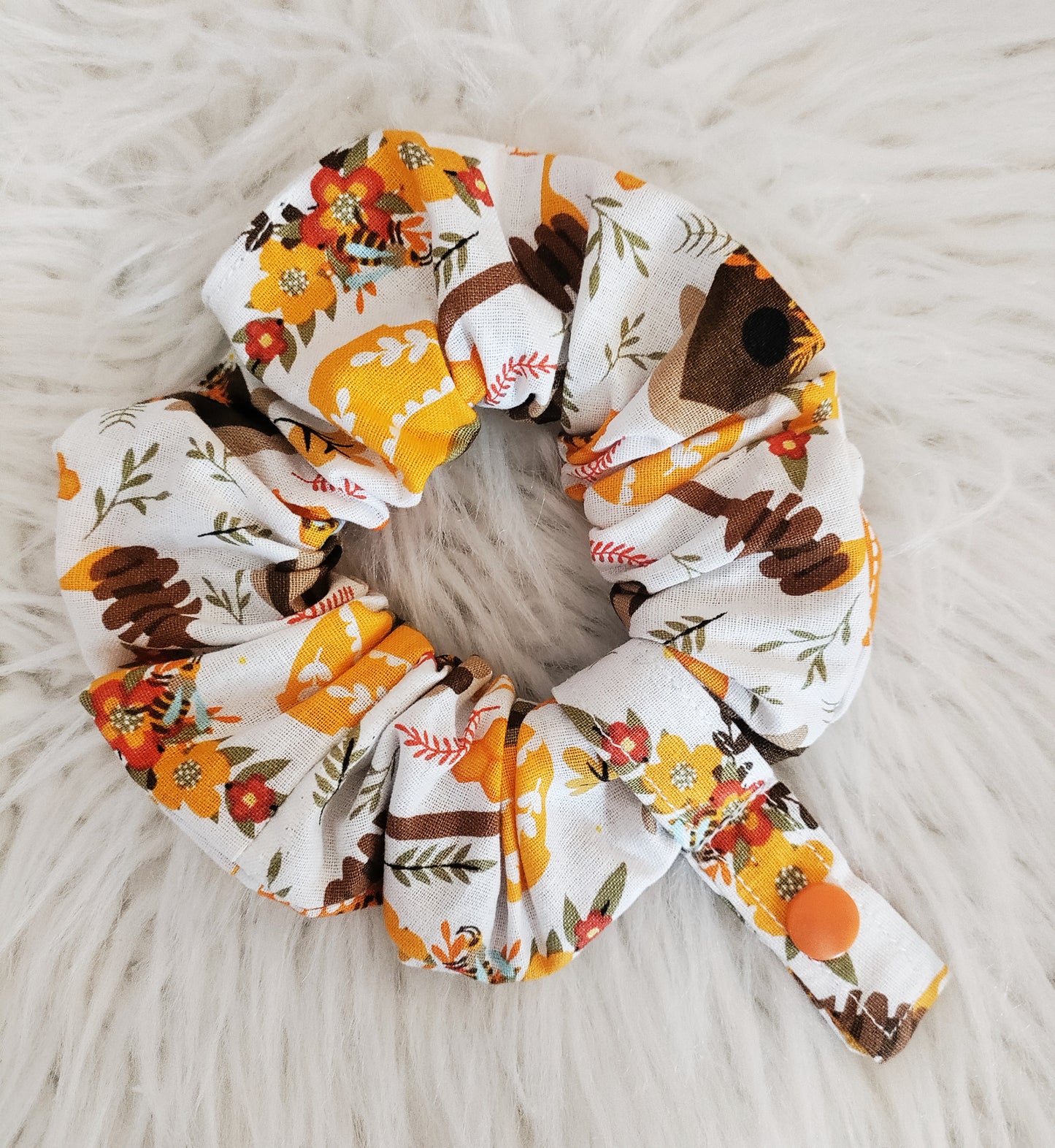 Honey tubie scrunchie