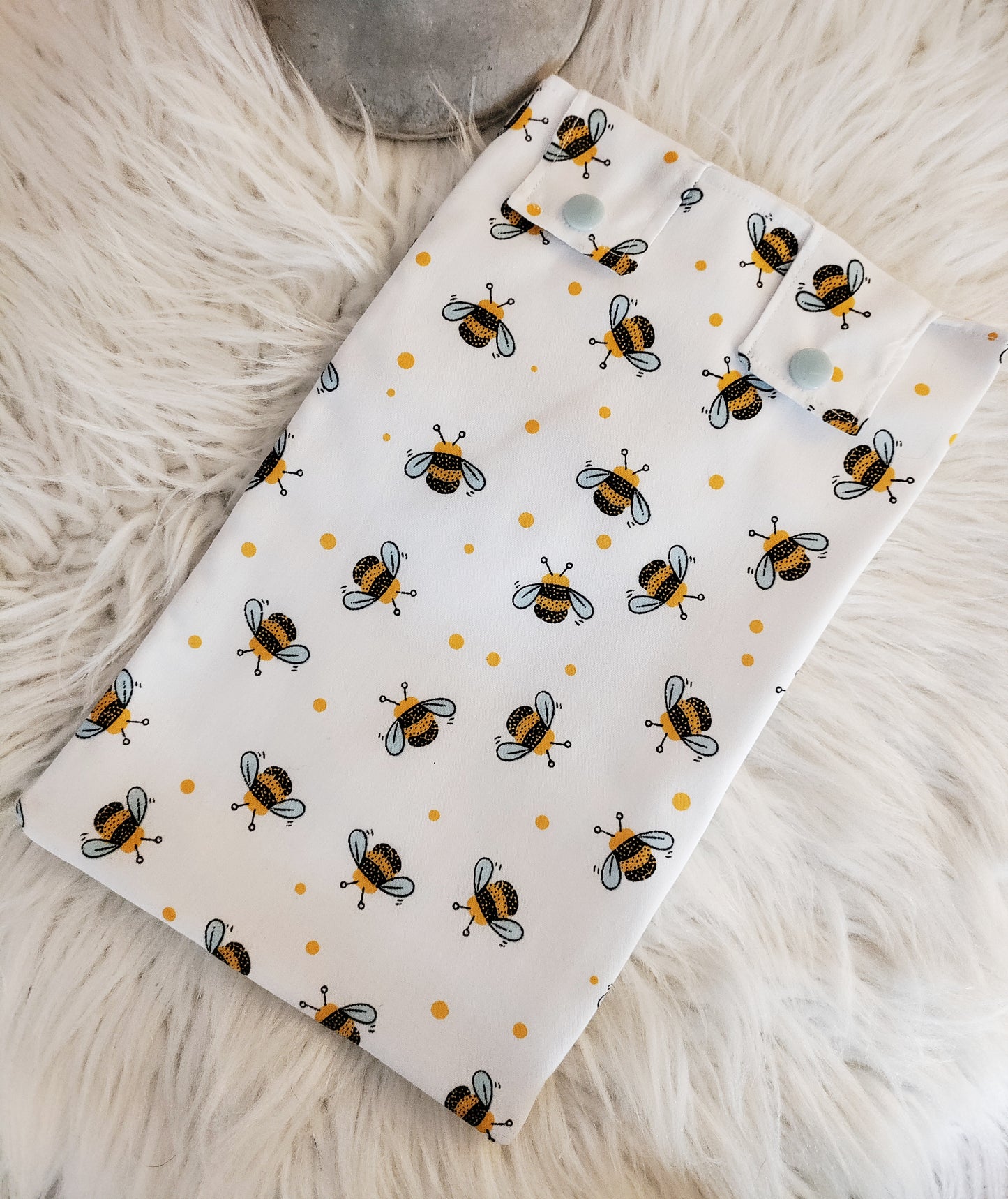 White bee leg Bag Cover