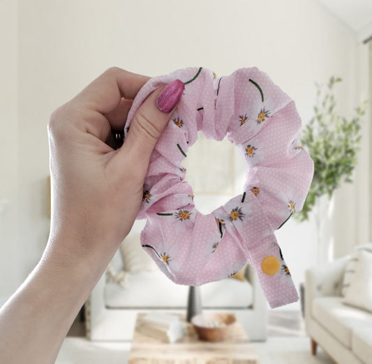 Pink daisy tubie scrunchie